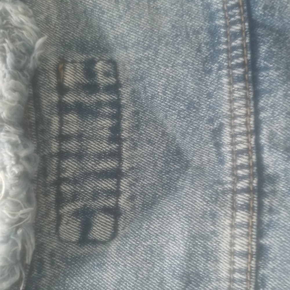 Suzanne Betro Peplum Denim Jacket (1X) NWT - Picture 8 of 12